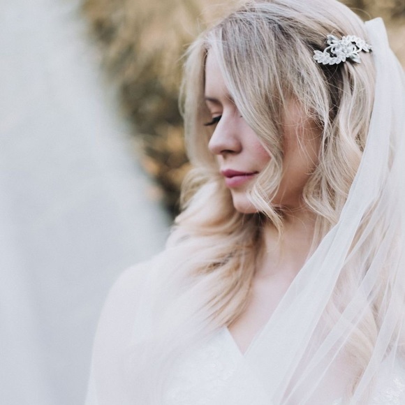 Meet your Posher, Katy - Picture 1 of 2